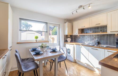 Open Mind Property - 4 Beds 2 Bathrooms & Parking - Photo 15