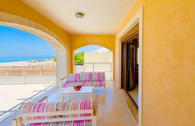 Beachfront Villa Avra With Private Swimming Pool - Foto 6