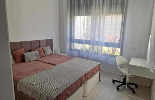 Apartment Infinity Vanian Gardens - Photo 9