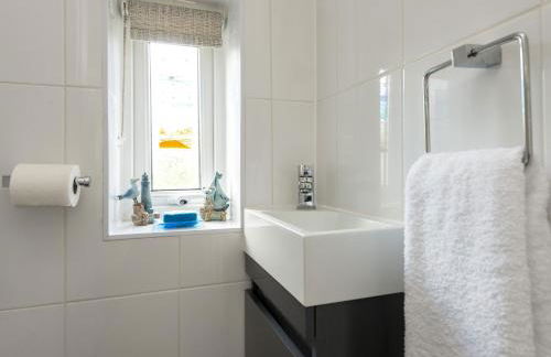 Apple Blossom - Photo 17