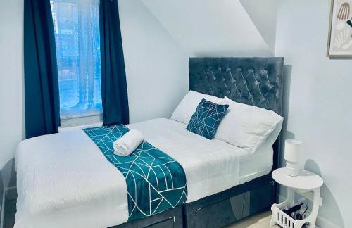 Coastal Flats with Garden & Parking near Castle - Foto 26