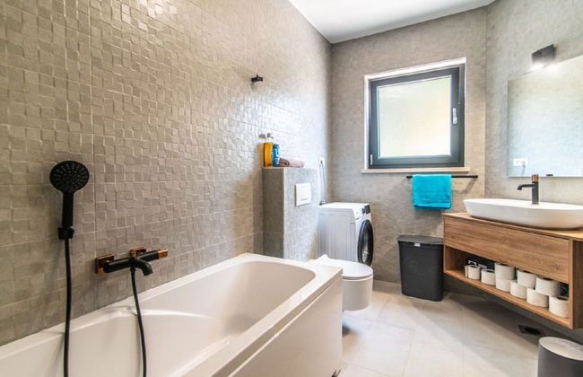 Villa With Swimming Pool and Outdoor Kitchen - Foto 18