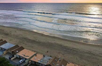 Oceanfront La Selva Beach Home w Fireplace Views Direct Beach Access Sand Castle by AvantStay - Foto 6