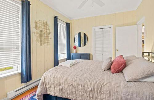 Walk to State park, 6bed,Hot tub & Game room - Foto 17