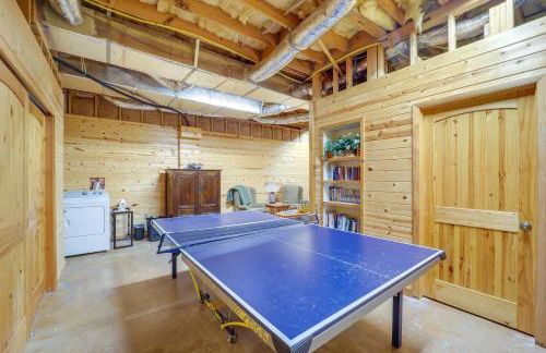 8 Mi to Appalachian Ski! Mtn-View Gem on 22 Acres - Foto 20