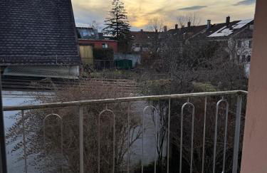 Cozy house with courtyard - Foto 9