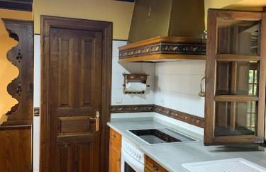 Casa La Bolera Casa de dos plantas porche y jardín - Foto 7