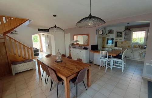 Maison villa avec piscine et spa, 8 à 10 personnes - Photo 9