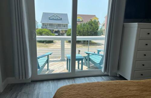 Holden Beach House Second Row with surround views! - Foto 6