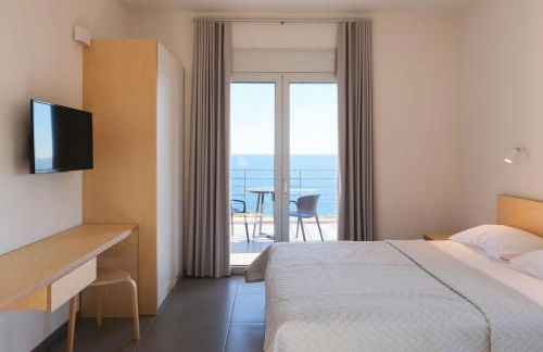 Pasithea Suites - Photo 10