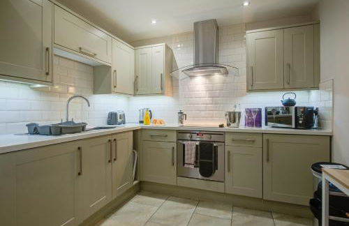 Spacious Townhouse on Quiet Street-Wi-Fi, Desk - Foto 10