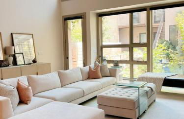 Luxe 4 bed 5 bath with Parking Walk to Capitol, Convention Center, museums and shops - Foto 15