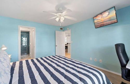 Corner Unit With Lake and Fountain Views - Foto 15