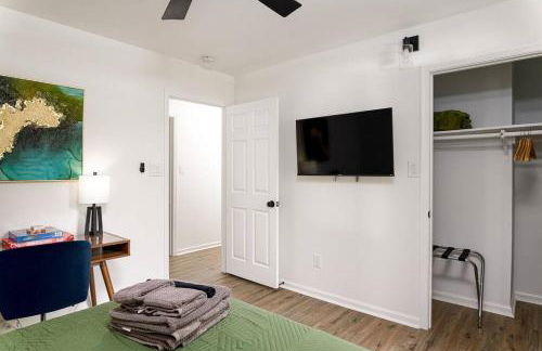 Grey Sapphire Hideaway - 2BR 2BA w Arcade & Pool - Foto 3