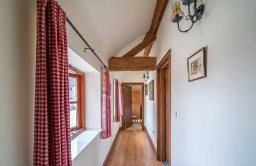 Blacksmiths cottage set on a peaceful farm - Foto 10