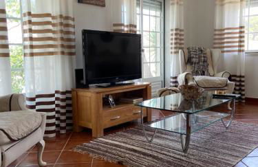 Casa do Canto - Uma casa no campo, perto da praia. - Foto 11