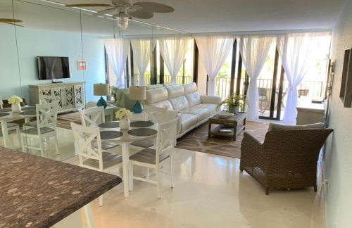 Moon Bay Condo, Paradise Found in Sunny Key Largo, Florida - Photo 5