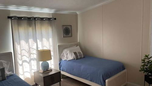 Thomas House - Photo 4