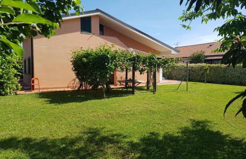 Deliziosa Villetta con Giardino - Foto 1