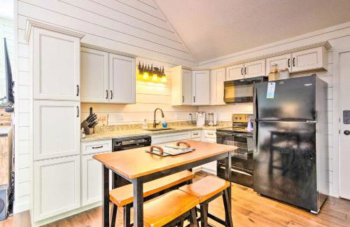 Elegant Sapphire Valley Studio with Resort Amenities - Foto 7