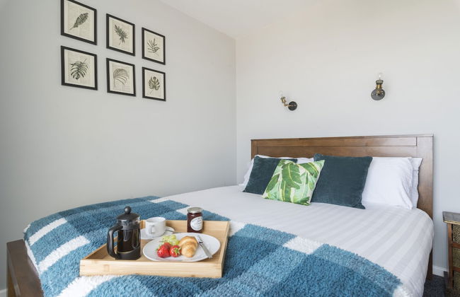 Marina Beach House - Photo 8