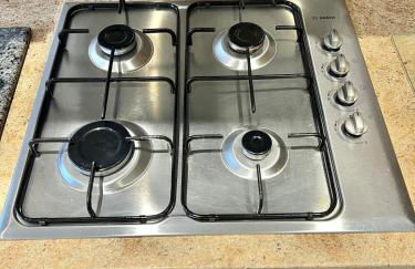 Rushden - 5 Beds Modern Home, Free Private Parking, TV, Garden - Foto 21