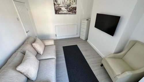 4 bed house off Norton village - Foto 3