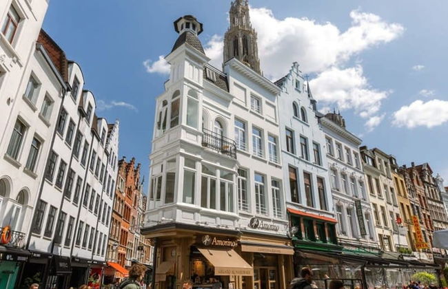 Stylish Apartment in the Heart of Antwerp - Photo 13