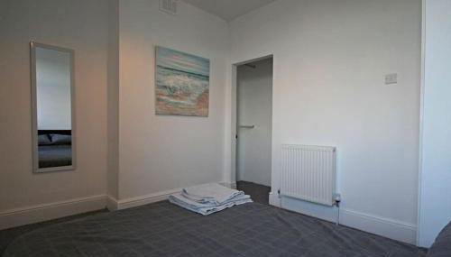 Charming 3-Bed House in Whitwell village - Foto 5