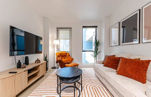 Stylish 2BDR & 2BTH - 15 mins walk to the beach! - Foto 29