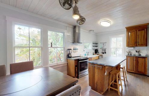 Palm View - Lovingly Renovated - 3 KINGS Half Mile Stroll to Historic DT - Beach just 3 Miles - Foto 1