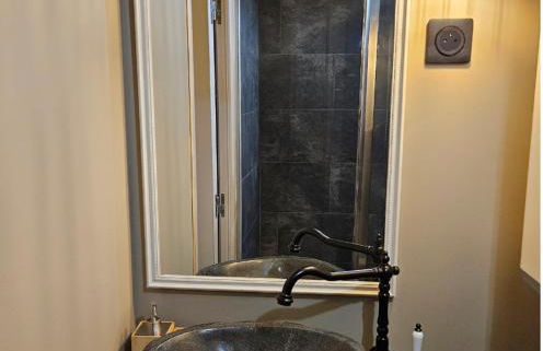 Studio Rustique en Cœur de Ville - Foto 3