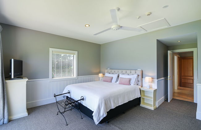 Manata Lodge - Photo 11