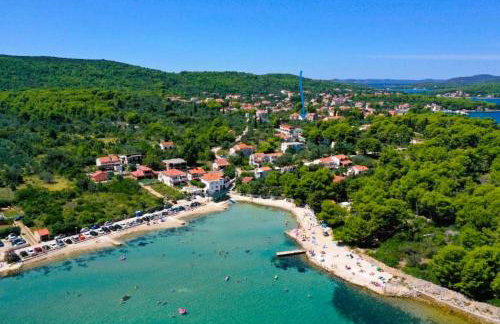 Sundial Stone House - Photo 9