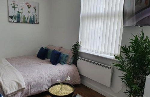 CityNights Studios with Free Parking - Foto 42