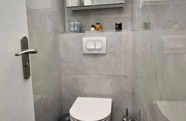 PARIS-MONTROUGE Magnifique appartement- très cosy pour 1 - 6 personnes refait à NEUF -ENTIRE APARTMENT LUXURIOUS AND WARM -Montrouge Paris 14ème - Proche Aéroport Orly Parc Expositions Porte de Versailles FREE WIFI GRATUIT - Foto 27