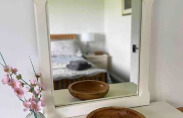 Cosy bungalow with views, walks, garden & parking. - Foto 63