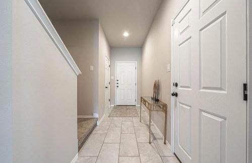 Gorgeous, Brand New 3 Bedrooms Home- Near SeaWorld & Lackland AFB - Foto 44