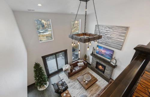 Pvt Hot Tub, Game Rm, Fire Pit, 12 Min Ski and PC - Foto 18