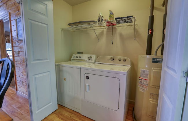 Moosetrax - 3 Bedrooms, 2 Baths, Sleeps 6 Cabin by RedAwning - Photo 22