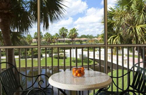 See all of Port Lucie in this resort amenities 2BD condo with resort amenities - Foto 16
