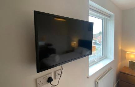 Comfy 2 bed house located at Wareham train station - Photo 13