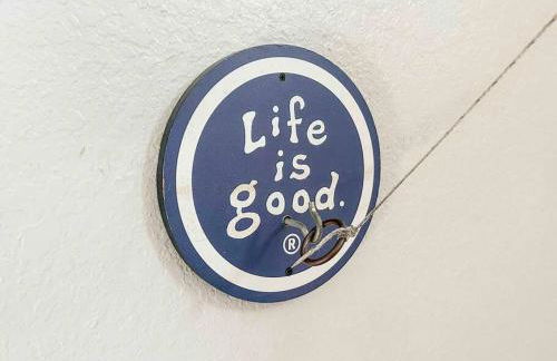 Tampa Private Large House, Game Room & Backyard - Sleeps 12, 4bdr, 3bth, Quiet Community, Near Everything in Tampa & St Pete - Foto 19