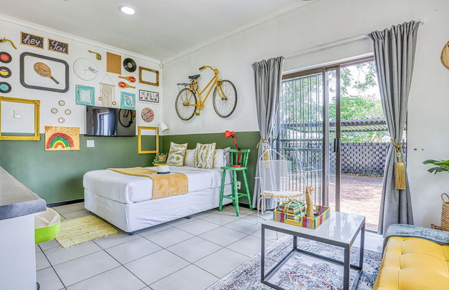 Chic Midtown Studio-1 Bed-solar-pool-fibre-samrand - Foto 5