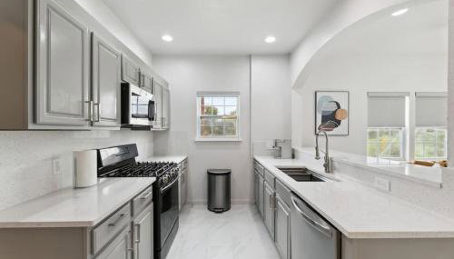 Modern Central East Austin 4BR Gem - Foto 2, stove, minibar