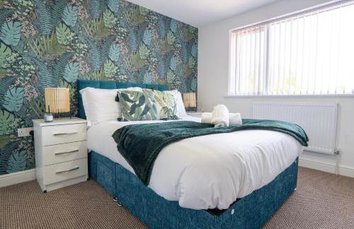 Heartland House, 7 Spacious Bedrooms Sleeps 4 plus, near NEC, JLR,BHX - Foto 4