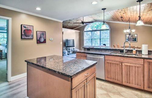 Readfield Retreat with Lake Maranacook Views! - Foto 12