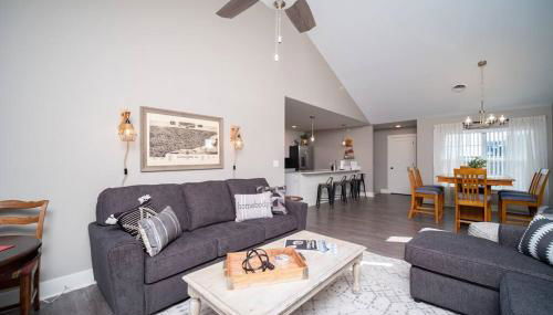 Charming Condo in Bettendorf - Foto 1