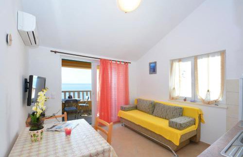 Apartments Punta Milna - Photo 10