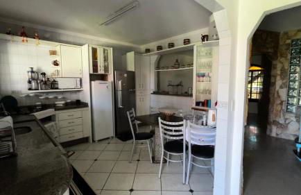 Casa espaçosa com sala de jogos interna e externa - Photo 15